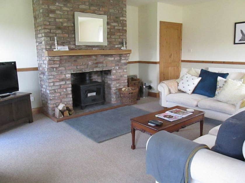 Living room | Robin Cottage - High Weldon Cottages, Weldon Bridge, near Rothbury