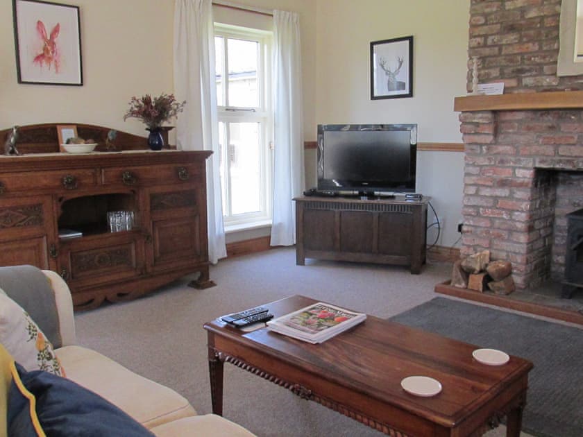 Living room | Robin Cottage - High Weldon Cottages, Weldon Bridge, near Rothbury