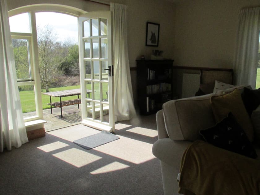 Living room | Robin Cottage - High Weldon Cottages, Weldon Bridge, near Rothbury