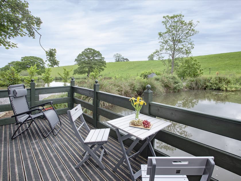 Decking | Mallard Roundhouse - Ponsford Ponds, Knowle, near Cullompton
