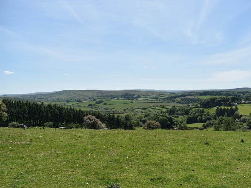 Surrounding area | Beech Tree Cottage at Blackaton Manor Farm, Widecombe-in-the-Moor