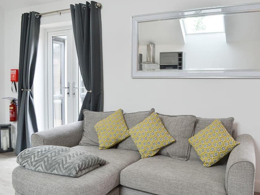 Living area | Poppy Cottage - Hoxne Cottages, Strensall, near York