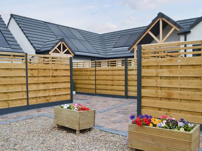 Exterior | Poppy Cottage - Hoxne Cottages, Strensall, near York