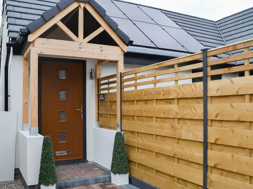 Exterior | Poppy Cottage - Hoxne Cottages, Strensall, near York