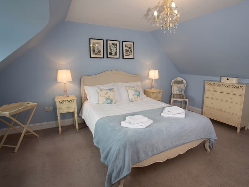 Double bedroom | Ghillie’s Cottage - Drumlanrig Castle, Thornhill, near Dumfries