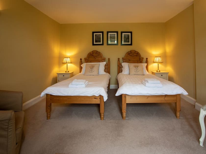 Twin bedroom | Ghillie’s Cottage - Drumlanrig Castle, Thornhill, near Dumfries