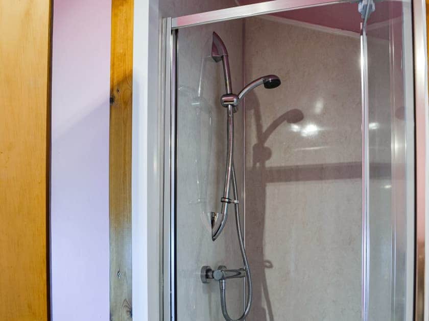 Bathroom | The Chalet - Hunmanby Gap Cottages, Hunmanby Gap, near Filey