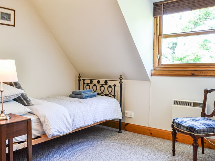 Single bedroom | 2 Point Steadings, Isle of Lismore