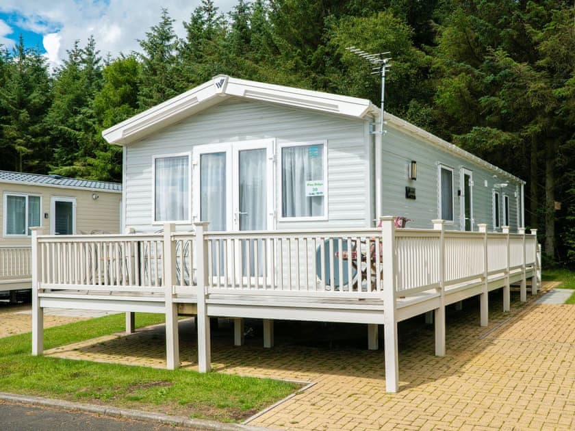 Exterior | Flamingo’s Rest - Percy Woods Golf and Country Retreat, Swarland, near Morpeth