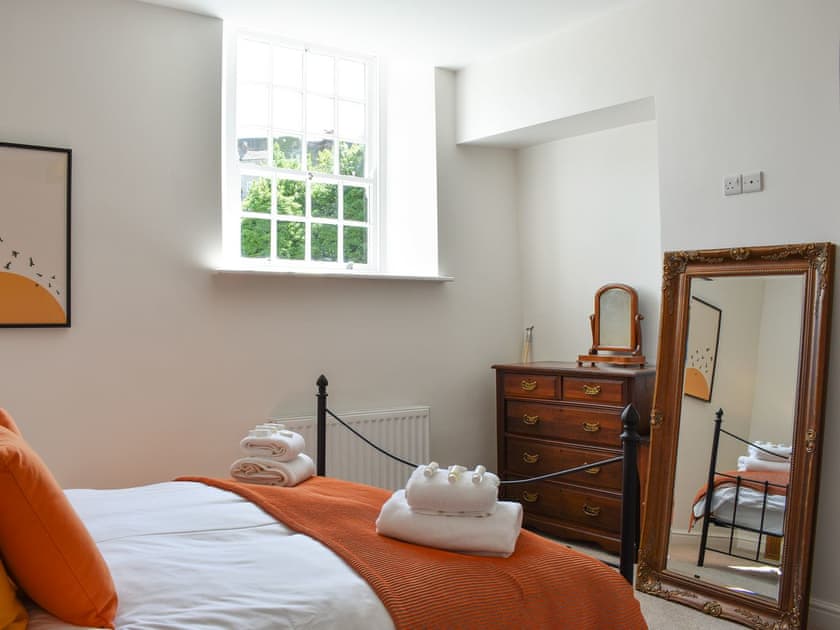 Double bedroom | Brittain House, Richmond