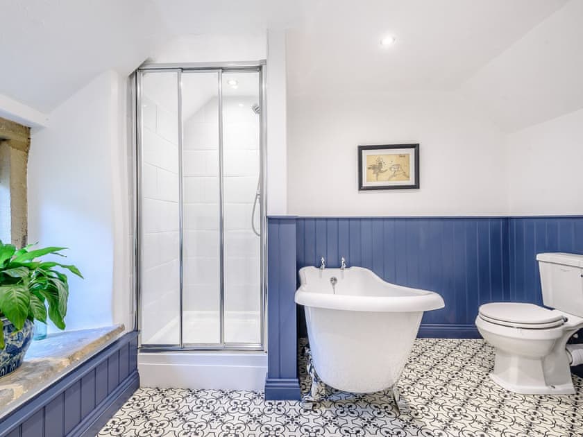 Bathroom | Sitch Farm - Sitch Barns, Matlock