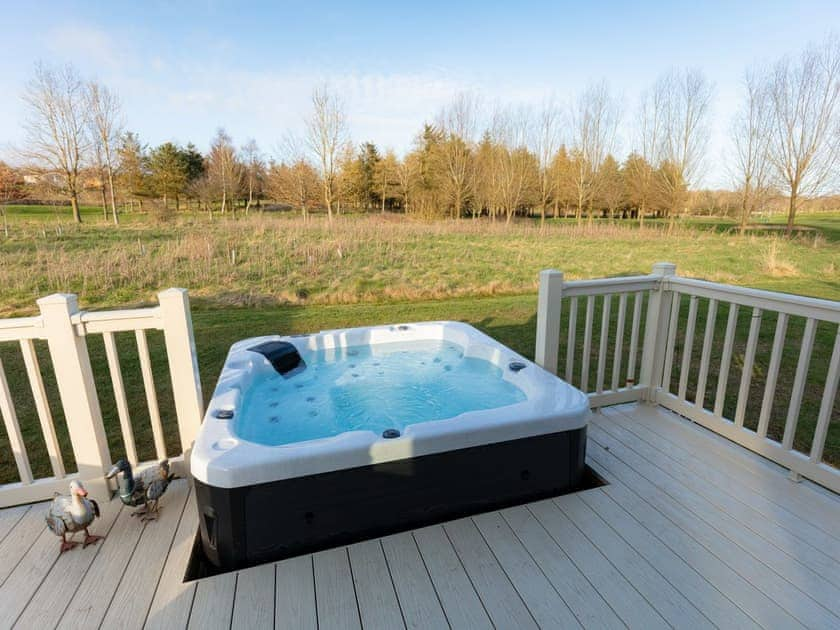 Hot tub | The Wildernest - Percy Woods Golf and Country Retreat, Swarland, near Morpeth