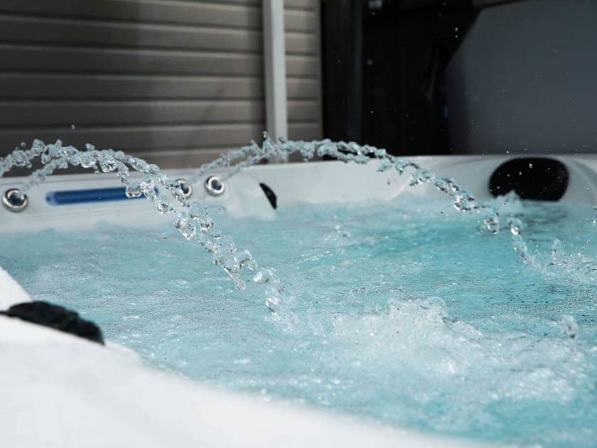 Hot tub | Woodside Retreat - Percy Woods Golf and Country Retreat, Swarland, near Morpeth