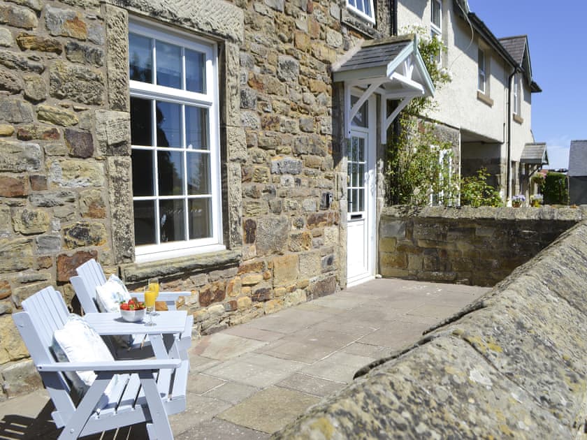 Sitting-out-area | Dinmont Cottage, Shilbottle
