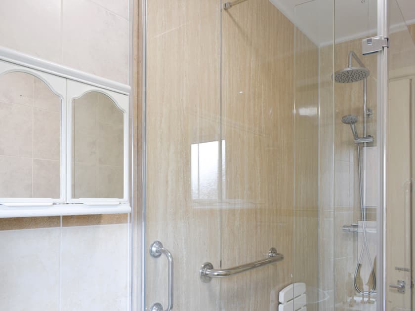 Shower room | Tarn House, Wooler