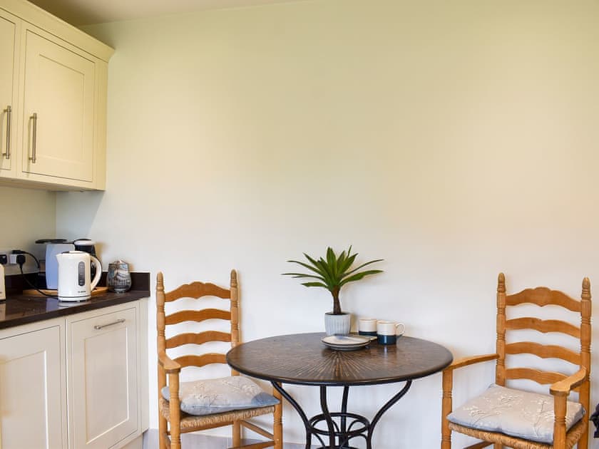Kitchen | Crown Cottage, Horsted Keynes