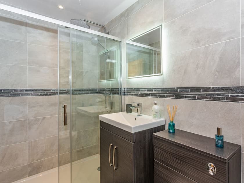 Shower room | Court Terrace, Ripon