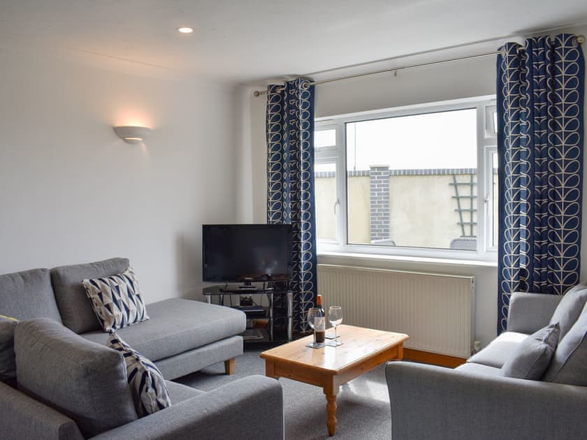 Living area | Bungalow 9 - Fort Spinney Holiday Bungalows, Yaverland