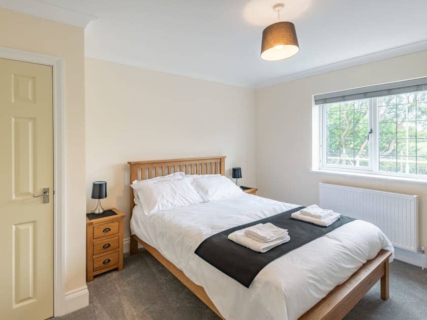 Double bedroom | 7 Dawson Park - Marian Avenue Properties, Mablethorpe