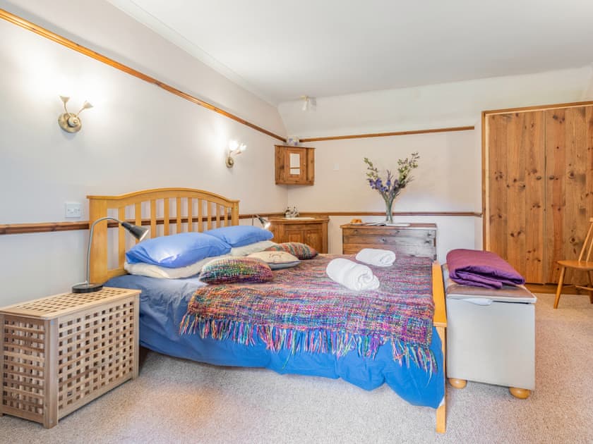 Double bedroom | Grantully Cottage, Aberfeldy