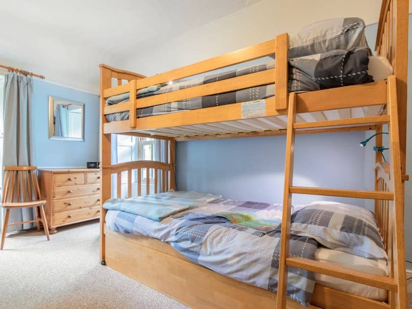 Bunk bedroom | Grantully Cottage, Aberfeldy