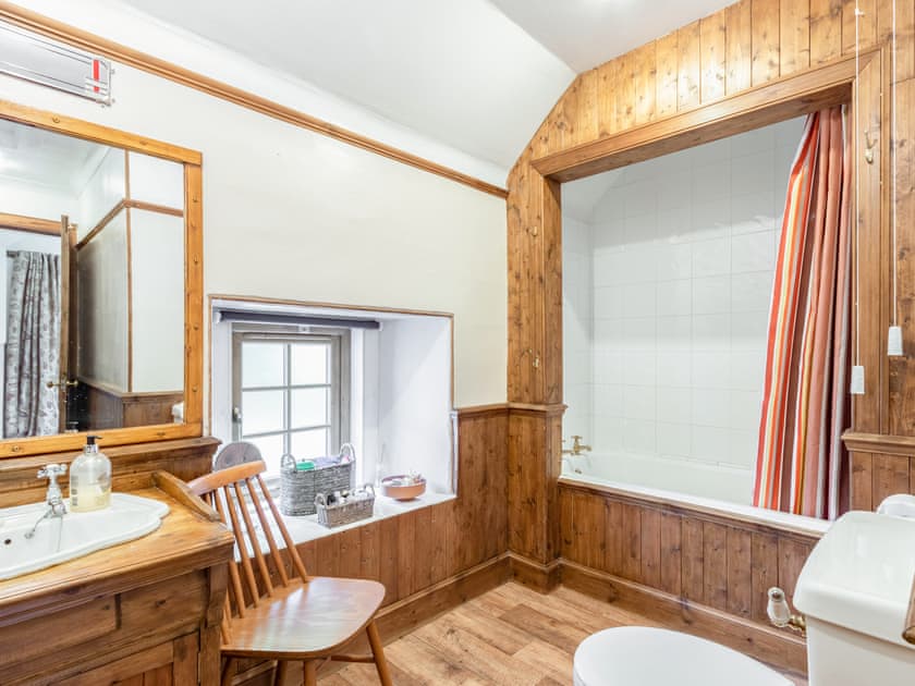 Bathroom | Grantully Cottage, Aberfeldy