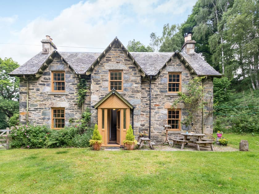 Exterior | Grantully Cottage, Aberfeldy