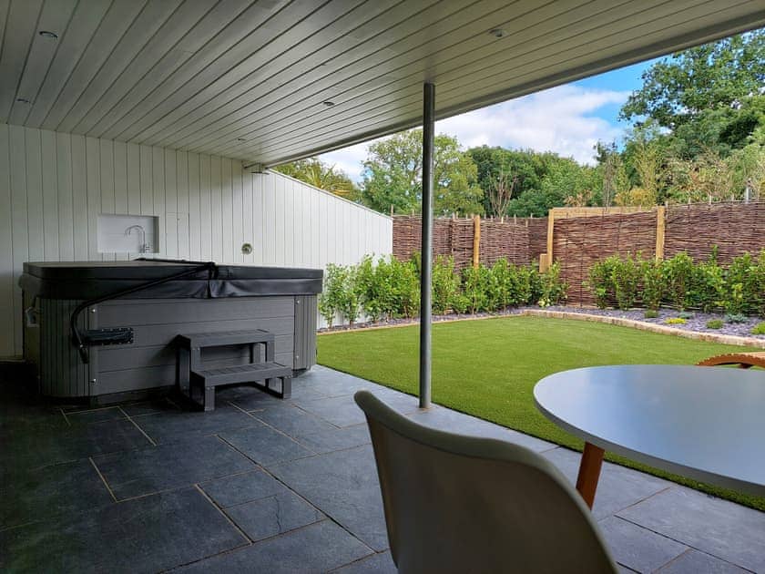Typical hot tub | Holly - Little Dunley Cottages, Bovey Tracey