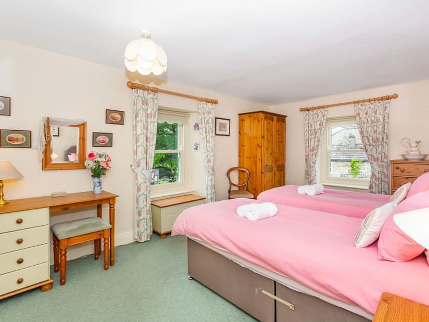Twin bedroom | Corner House, Grinton, near Reeth