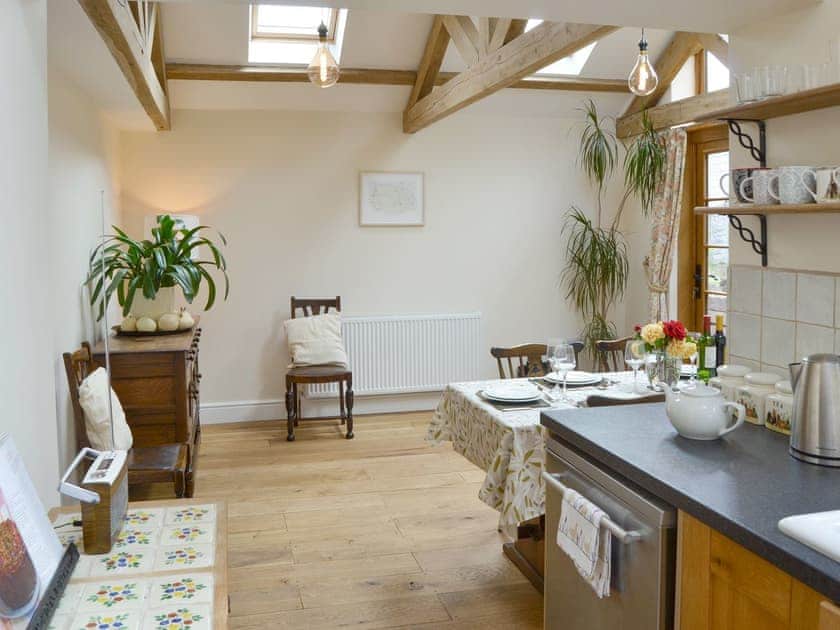 Kitchen/diner | The Old Coach House, Great Ryburgh
