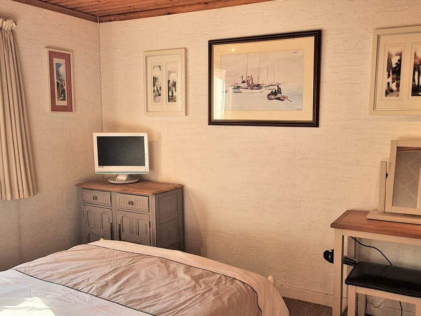 Double bedroom | Meadows End - Meadowcroft Cottages - Meadowcroft Cottages, near Bowness-on-Windermere