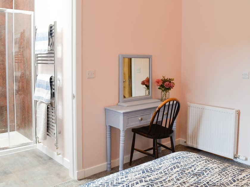 Double bedroom | Morton Mains Steading Cottage, Thornhill
