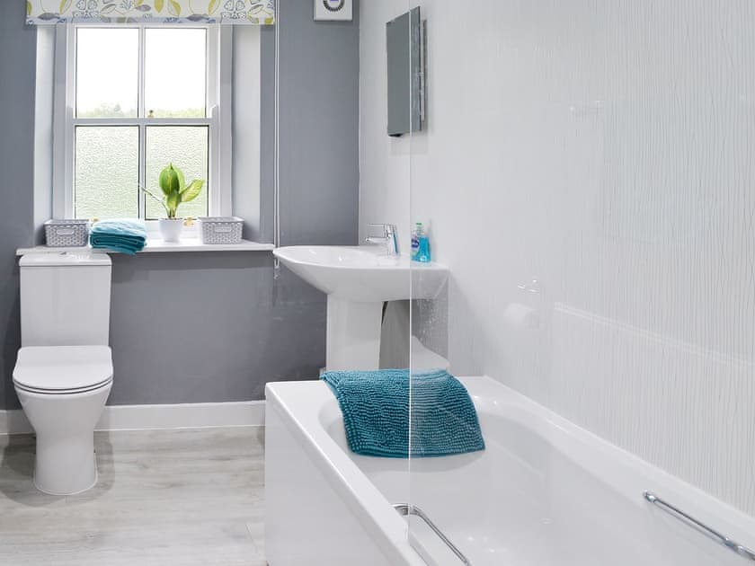 Bathroom | Morton Mains Steading Cottage, Thornhill