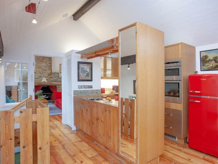 Kitchen | Mill Bank - Tuckenhay Mill, Bow Creek, between Dartmouth and Totnes