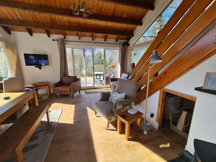 Open plan living space | Cluanie Lodge - Invergloy Riverside Lodges, Spean Bridge