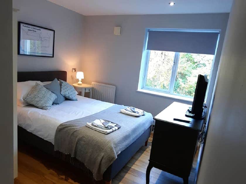 Double bedroom | Swan Apartments 21, Newcastle upon Tyne