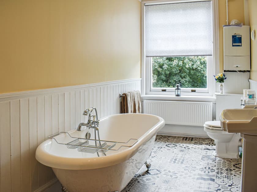 Bathroom | Westward House, Huntingdon