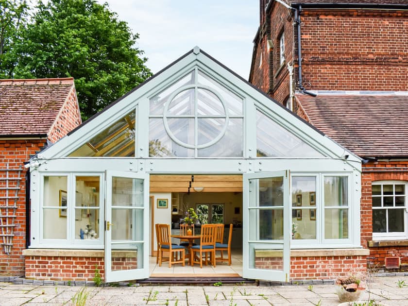 Exterior | Westward House, Huntingdon