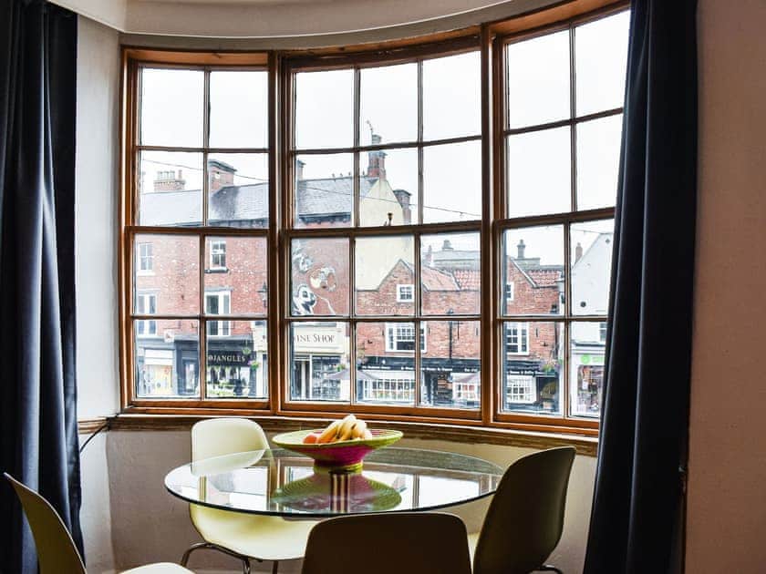 Dining Area | Market Place View - Hogwood View Cottages, Knaresborough