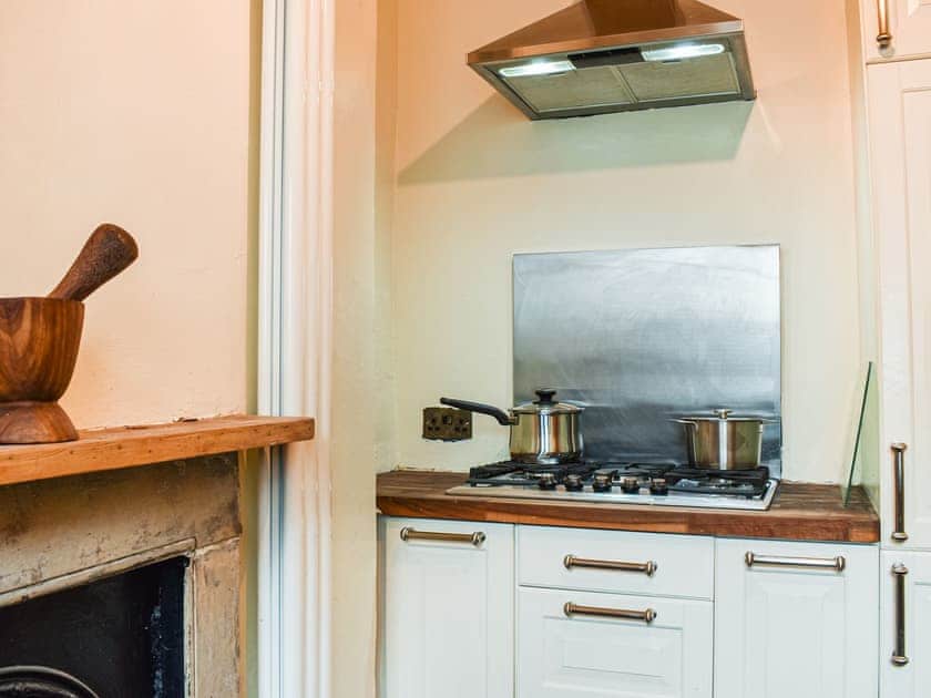 Kitchen | Market Place View - Hogwood View Cottages, Knaresborough