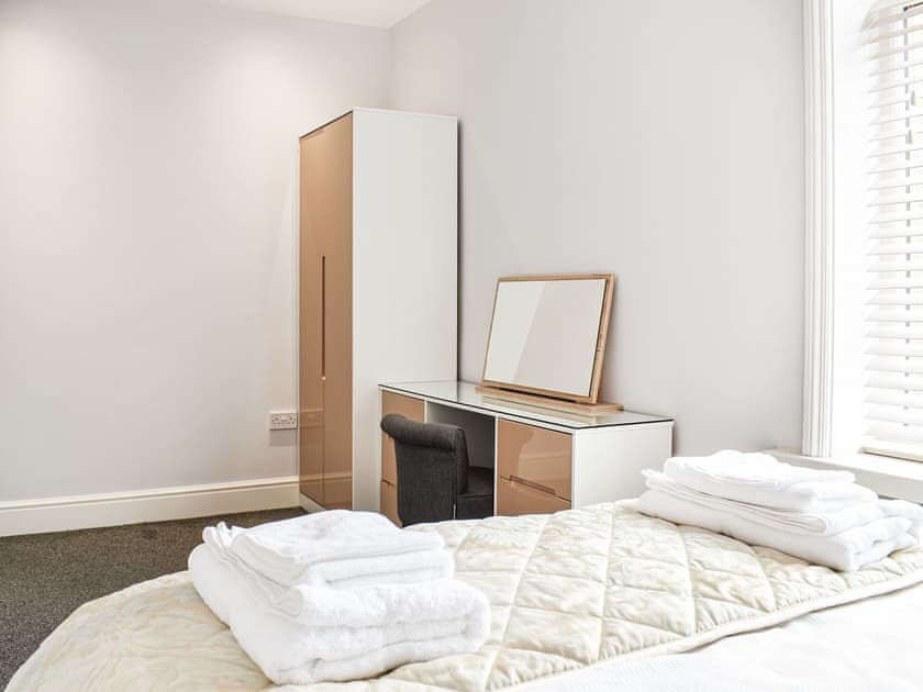Double bedroom | Amber Villa, Tideswell, near Buxton