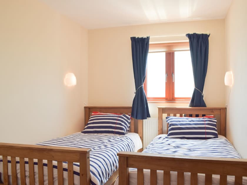 Twin bedroom | Marina Retreat, Milford Haven