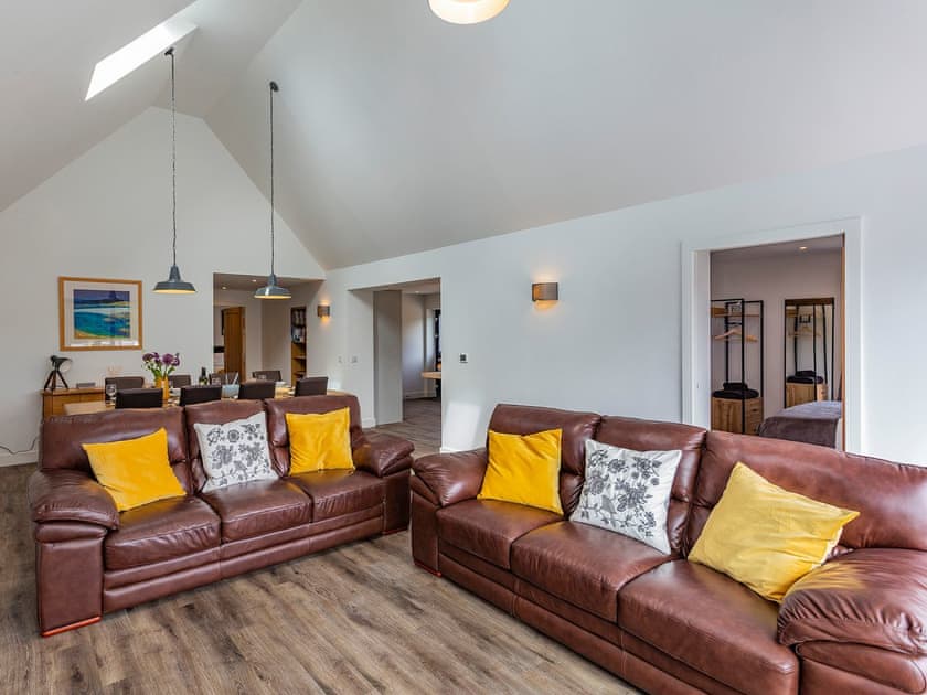 Open plan living space | Stepps Cottage, Banavie