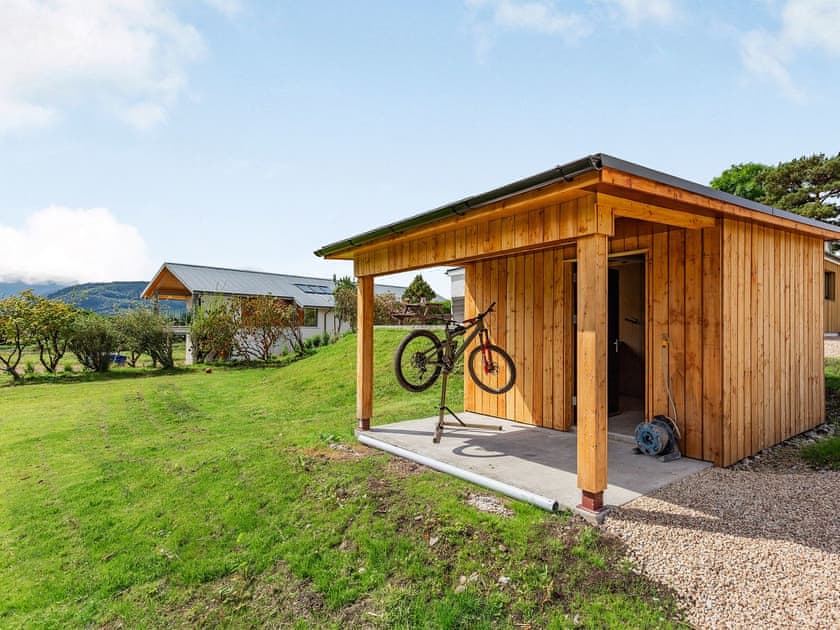 Bike shed | Stepps Cottage, Banavie