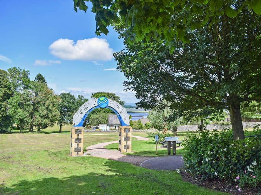 Surrounding area | 2 Mill Hall Cottages, Newburgh, near Cupar