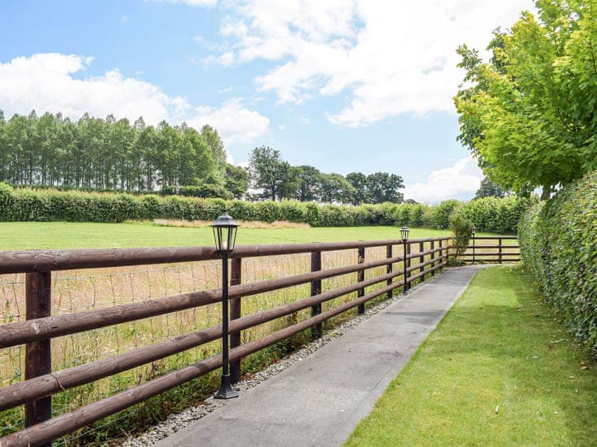 Garden and grounds | The Lodge at Forbury Cottage, Kimbolton, near Leominster