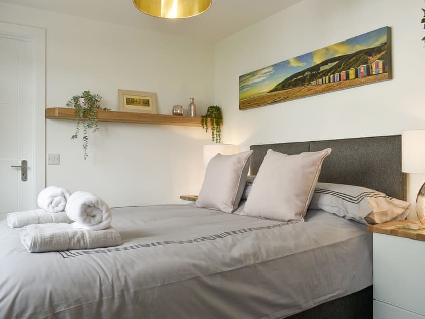 Double bedroom | Lawn Vista Cabin, Barnstaple