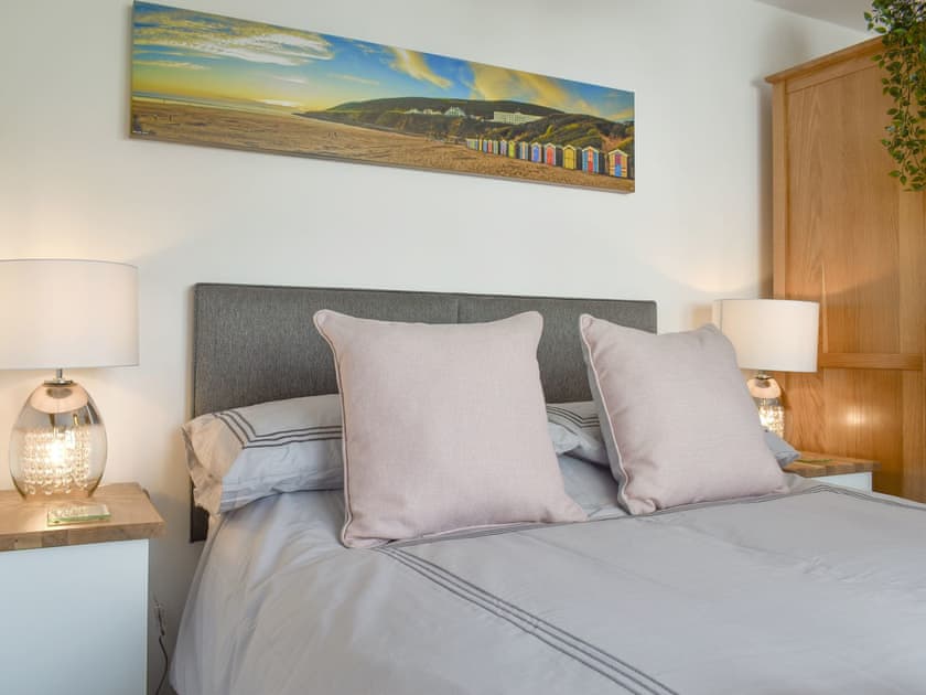 Double bedroom | Lawn Vista Cabin, Barnstaple