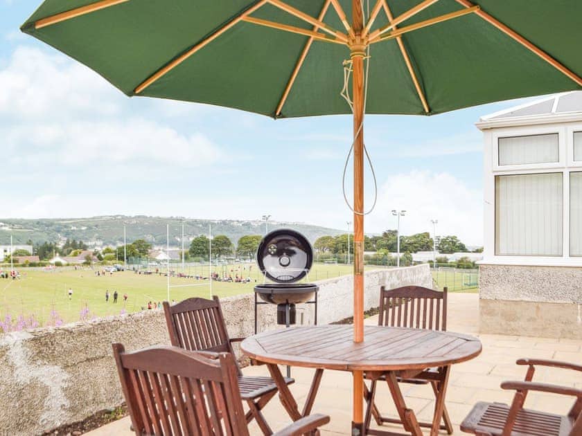 Sitting-out-area | Cri’r Wylan, Fishguard
