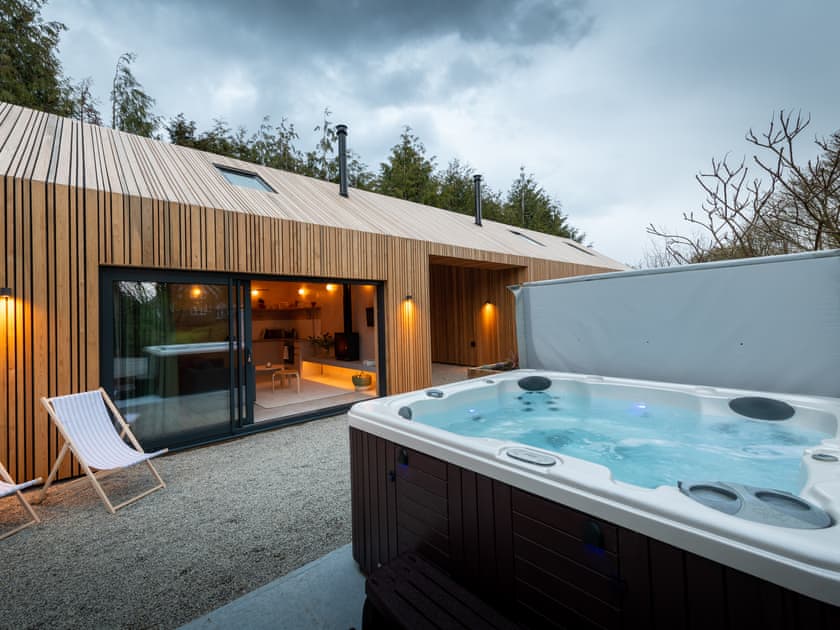 Hot tub | The Joiners Rest, Stowting